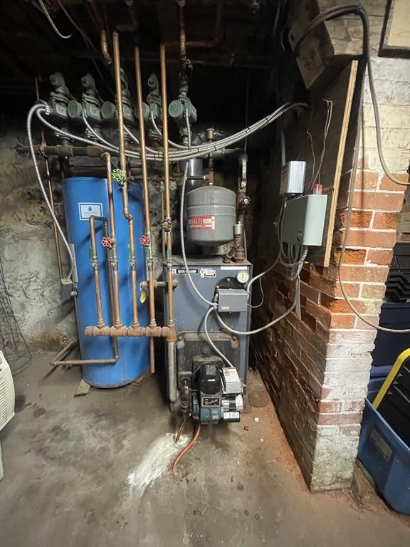 190 Main St, Reading, MA 01867 - utilities featuring a heating unit
