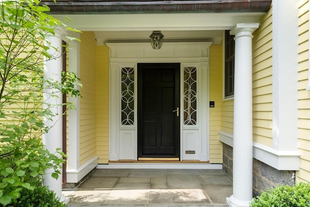 view of property entrance