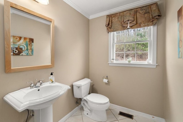 3 Jasmine Dr, Oxford, MA 01540 - bathroom featuring crown molding, visible vents, baseboards, toilet, and tile patterned flooring