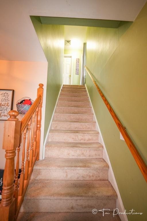 115 Arnold St, Fall River, MA 02724 - view of stairway
