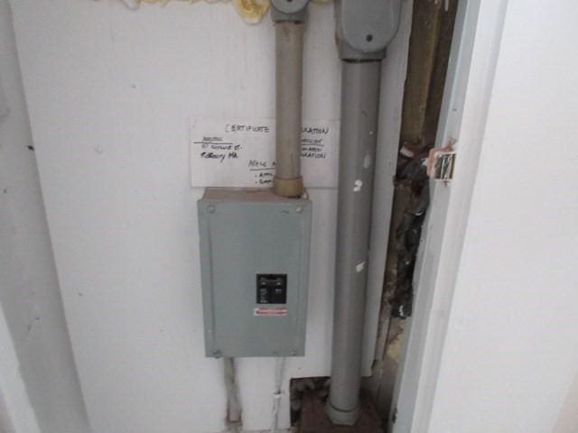 view of utility room