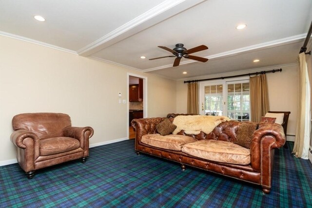 carpeted living room featuring recessed lighting, a ceiling fan, and baseboards