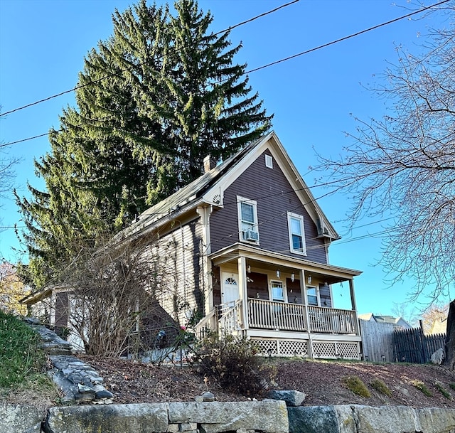 view of front of property with covered porch