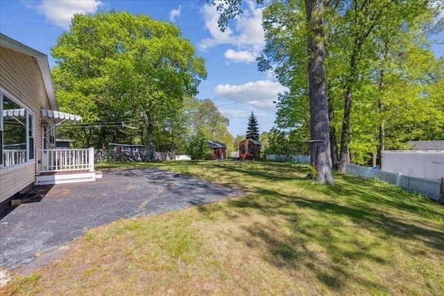 7 Wilbur Ct, Saugus, MA 01906 - view of yard