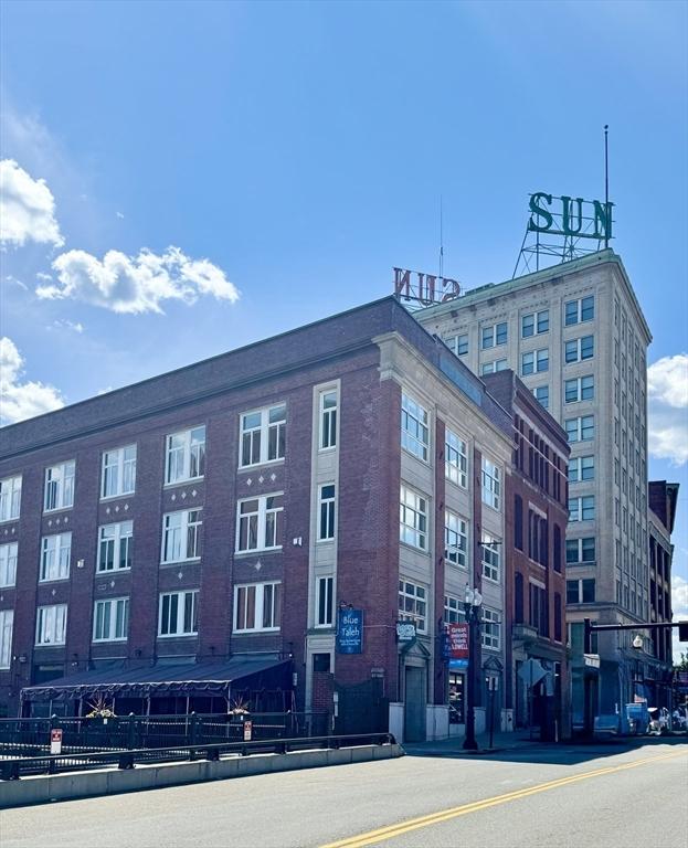 15 Kearney Sq Unit 401, Lowell, MA 01852 - view of building exterior
