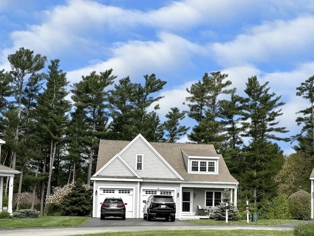 90 Fairway Dr, Kingston, MA 02364 - garage featuring driveway