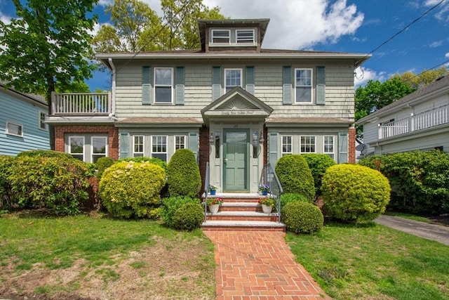 29 Undine Rd, Boston, MA 02135 - view of front of home with a front lawn