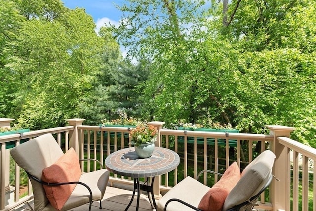 25 Valiant Way Unit 25, Salem, MA 01970 - view of wooden deck