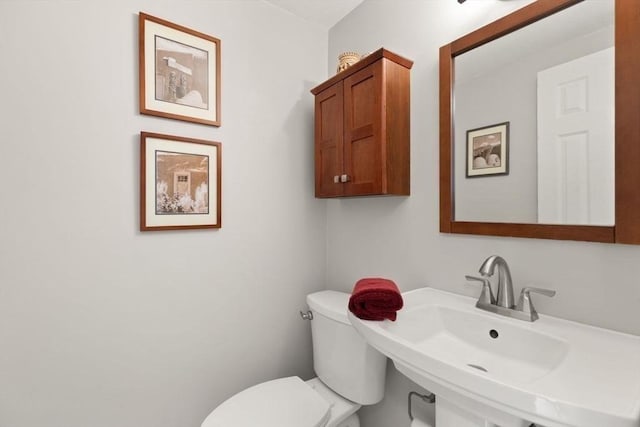 25 Valiant Way Unit 25, Salem, MA 01970 - bathroom featuring toilet and a sink