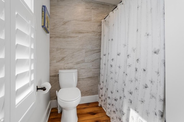 166 Littleton Unit 3, Harvard, MA 01451 - full bath featuring wood finished floors and a shower with shower curtain