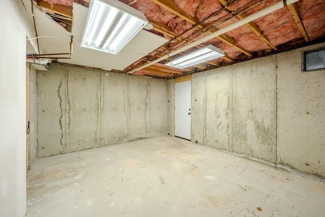 5 Betsy Ln Unit 5, Chelmsford, MA 01824 - view of unfinished basement