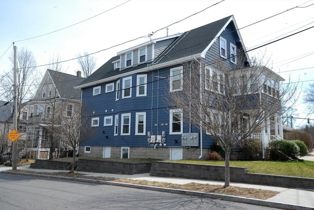 20 Beechwood Ave Unit B, Watertown, MA 02472 - view of side of home