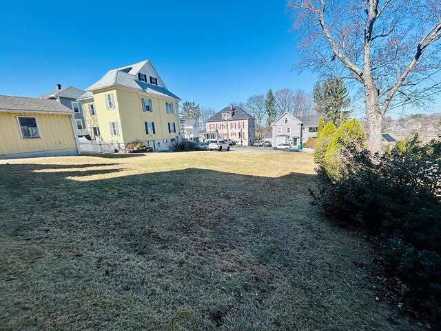 5 Richman St, Clinton, MA 01510