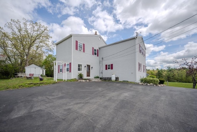 342 Townsend Rd, Groton, MA 01450 - view of front of house featuring driveway and a chimney