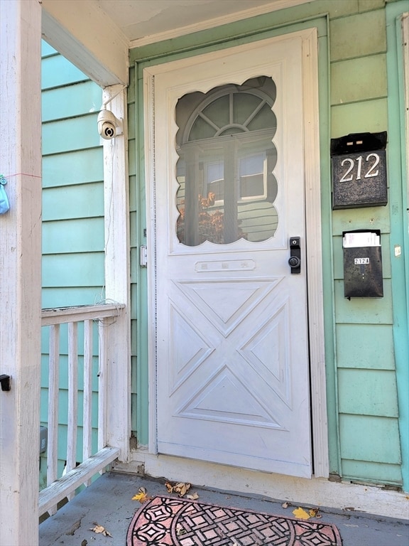 view of property entrance