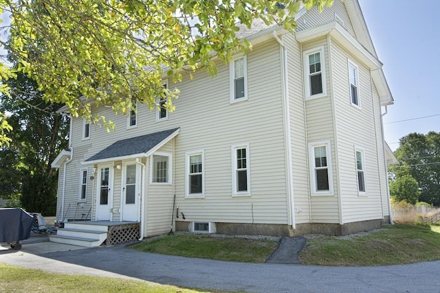 29 Maple St Unit 2, Uxbridge, MA 01569 - view of front of house