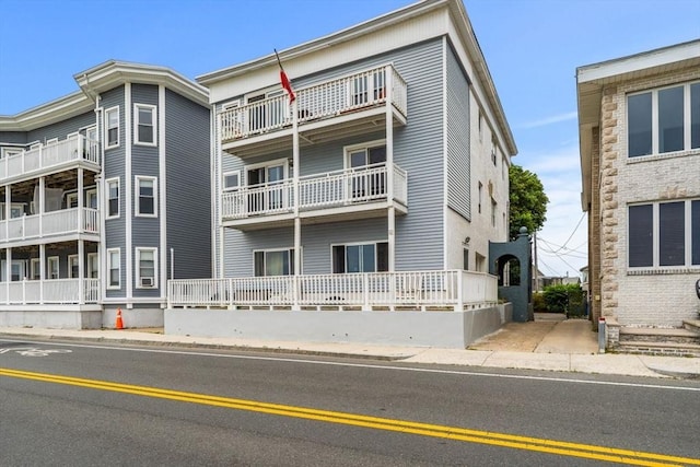 92 Winthrop Shore Dr Unit 2, Winthrop, MA 02152 - view of townhome / multi-family property