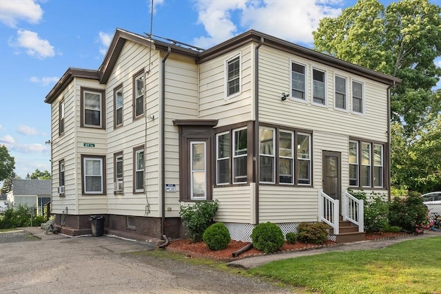 27-1/2 7th Ave, Haverhill, MA 01830 - view of front of home with entry steps