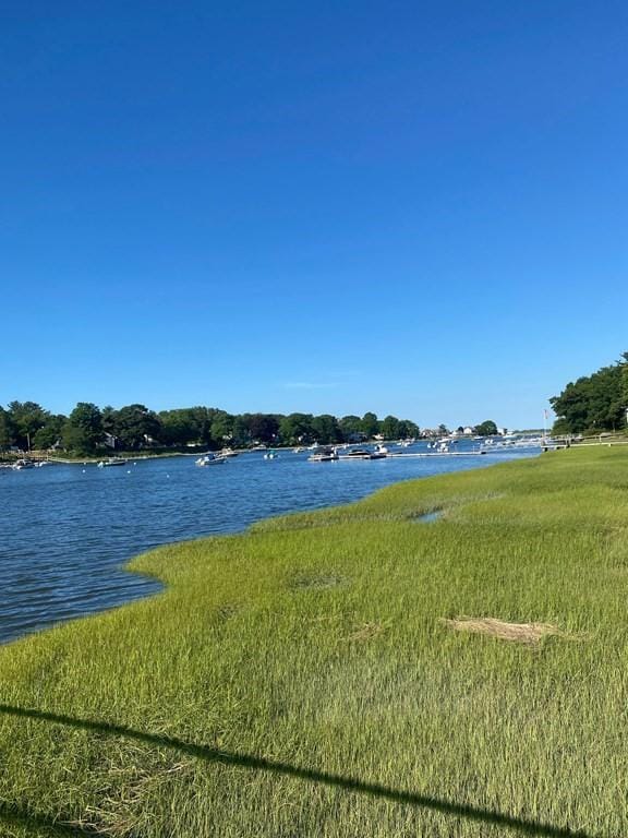 7 Marsh Ave, Newbury, MA 01951