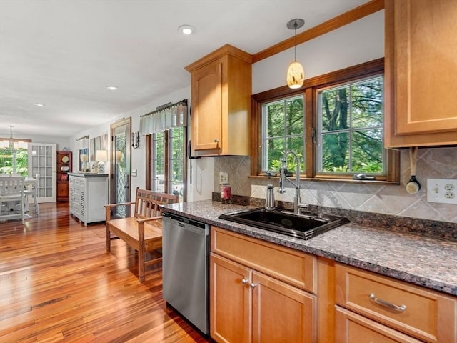115 Depot, Boxford, MA 01921 - kitchen featuring stainless steel dishwasher, light wood-style floors, hanging light fixtures, tasteful backsplash, and recessed lighting