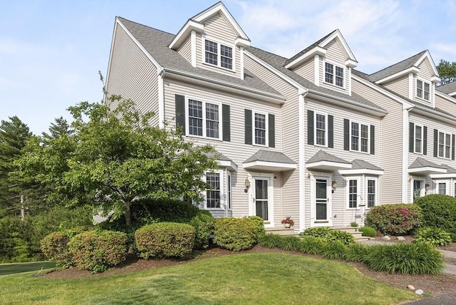 20 Copper Lantern Ln Unit 20, Carver, MA 02330 - view of front of property with a front yard