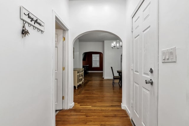 39 High, Haverhill, MA 01832 - hall featuring arched walkways, wood finished floors, and a chandelier