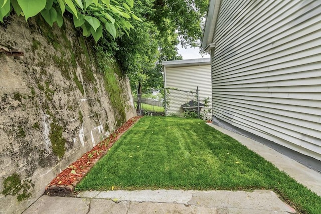 39 High, Haverhill, MA 01832 - view of yard