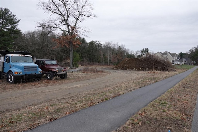 Listing photo 3 for LOT2 Fitzpatrick Ln, Billerica MA 01862