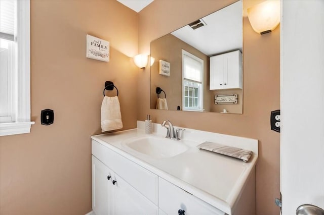 7 Scenic Dr, Wilbraham, MA 01095 - bathroom with vanity