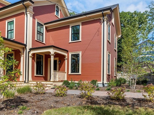 view of front of home with a porch