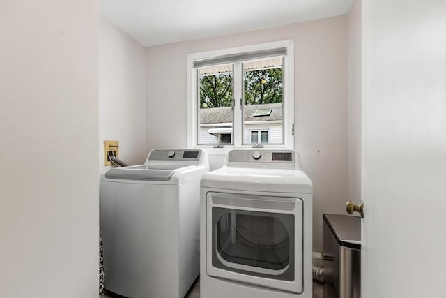 27 Johnson St, Malden, MA 02148 - laundry room with independent washer and dryer