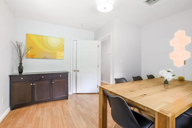 128 Clinton St, Hopkinton, MA 01748 - dining area featuring light wood-style floors and baseboards
