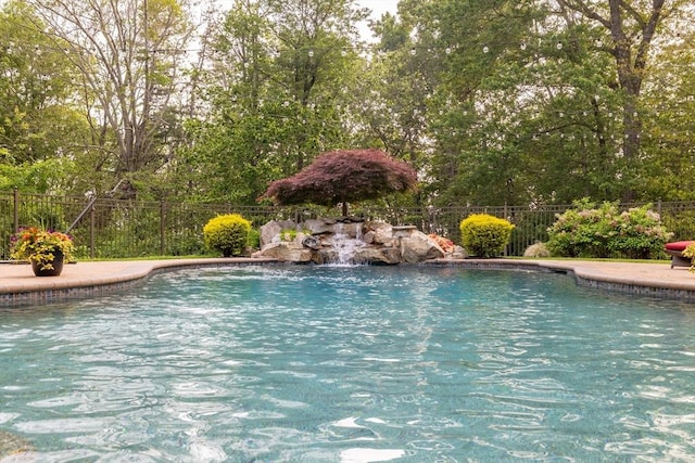 29 Hoveys Pond Dr, Boxford, MA 01921 - view of swimming pool