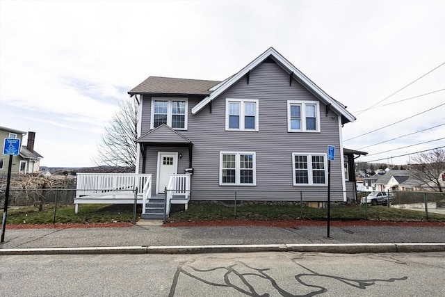 14 Fales St, Worcester, MA 01606 - view of front of house featuring fence private yard