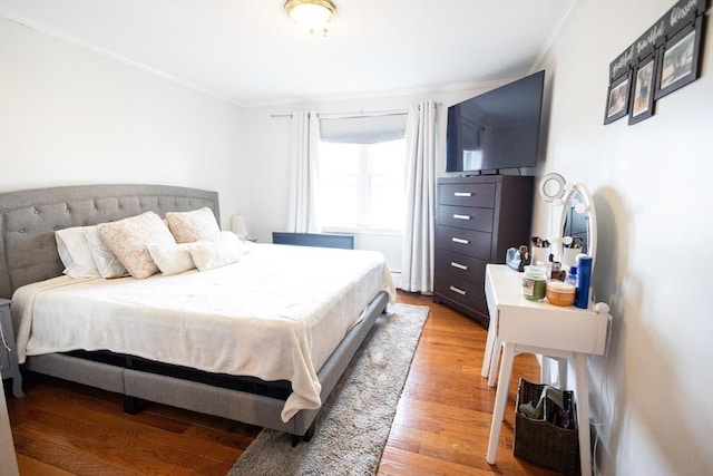 38 Carter St Unit 303, Everett, MA 02149 - bedroom featuring crown molding and light wood finished floors