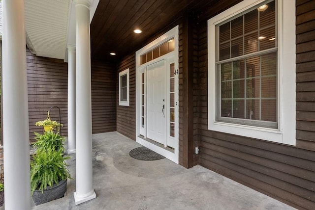 doorway to property featuring a porch