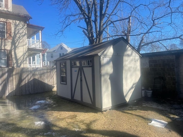 view of outdoor structure