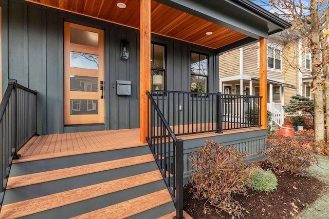 property entrance featuring covered porch