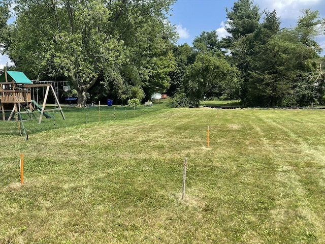 view of yard featuring a playground