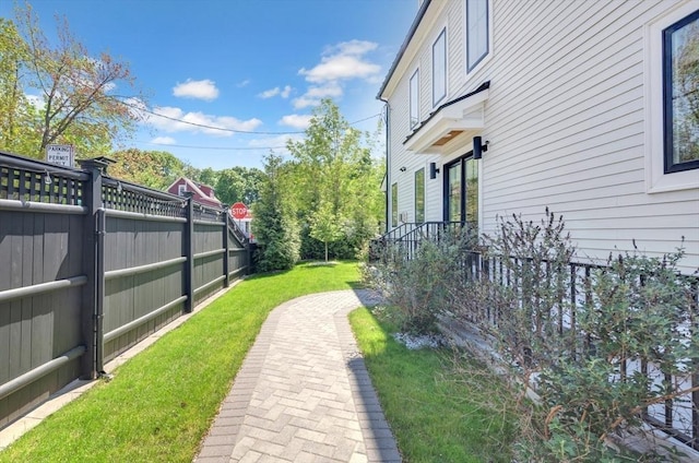 7 Newman St, Cambridge, MA 02140 - view of yard