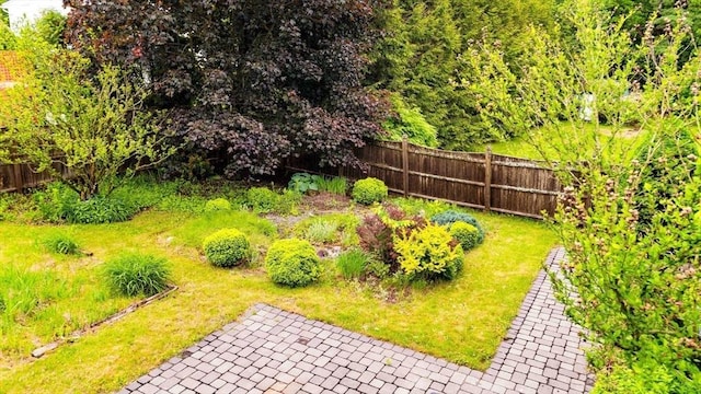 50 Hillside Rd, Tewksbury, MA 01876 - view of yard with a patio