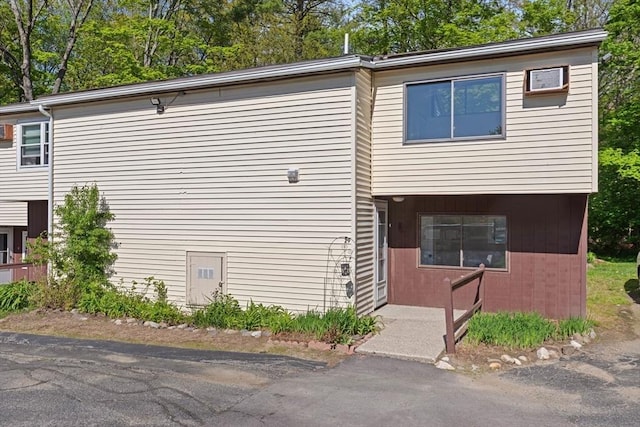 29 Adams Ct Unit 29, Amesbury, MA 01913 - view of front of home