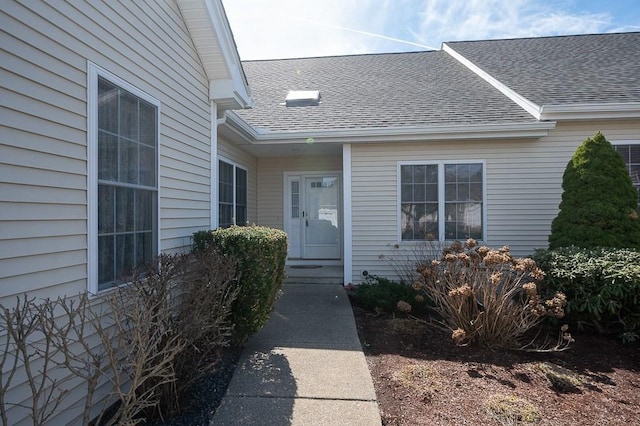 75 Orchard Meadow Dr Unit 75, Shrewsbury, MA 01545 - entrance to property featuring a shingled roof