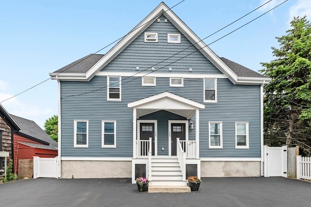 view of front of house