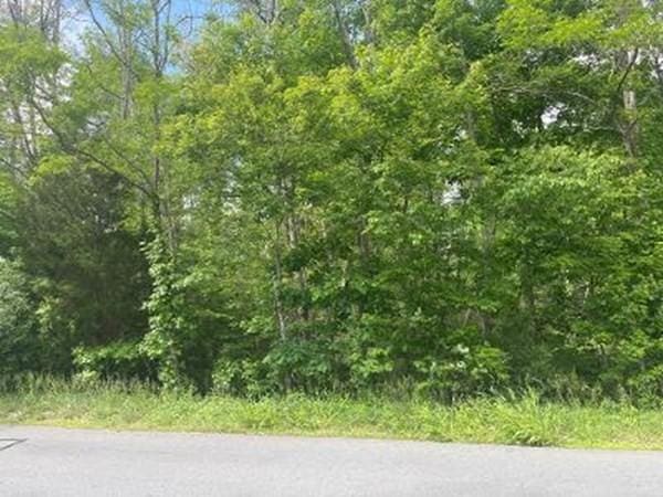 Listing photo 2 for 218 Old Center St, Middleboro MA 02346