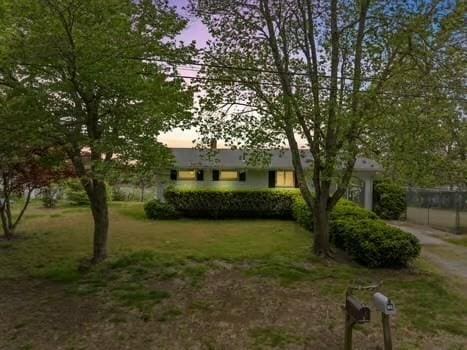 10 Sandpiper Ter, Wareham, MA 02571 - view of front of property featuring a yard