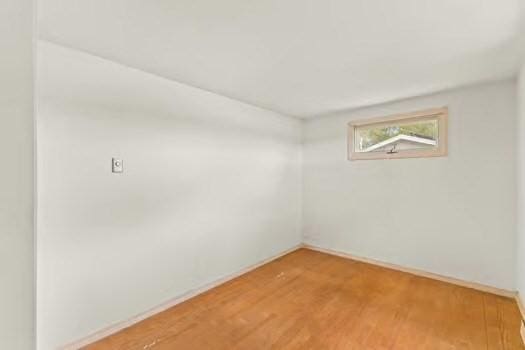 10 Sandpiper Ter, Wareham, MA 02571 - empty room featuring light wood-style flooring