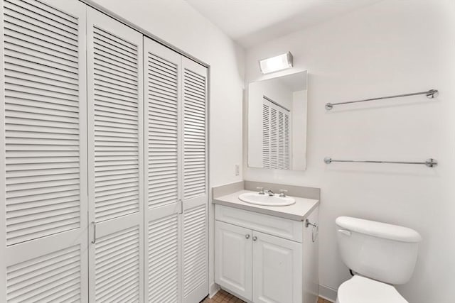519 Harrison Ave Unit D117, Boston, MA 02118 - bathroom featuring a closet and vanity