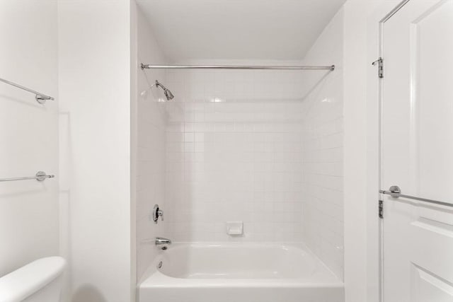 519 Harrison Ave Unit D117, Boston, MA 02118 - bathroom featuring toilet and shower / washtub combination