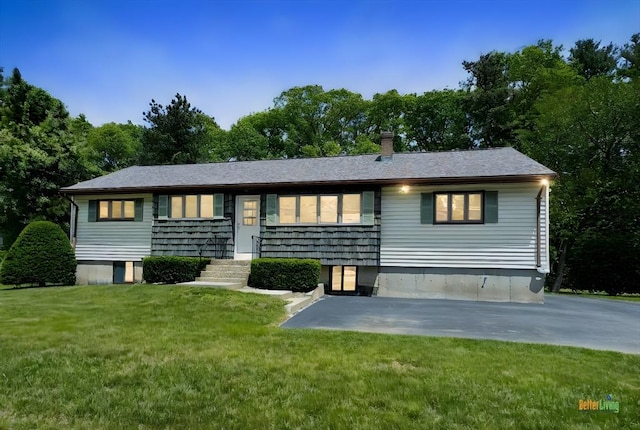 6 Oak St, Foxboro, MA 02035 - ranch-style home featuring a front yard and a chimney